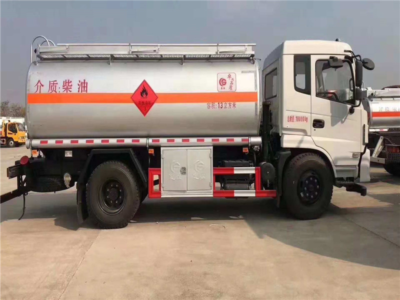 东风专用11吨油罐车|国五13方加油车